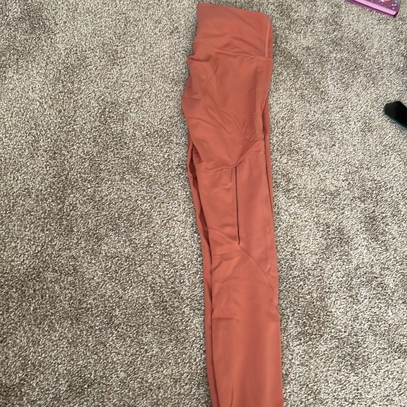 Perfect for the fall season varley x bandier size S - Picture 2 of 2